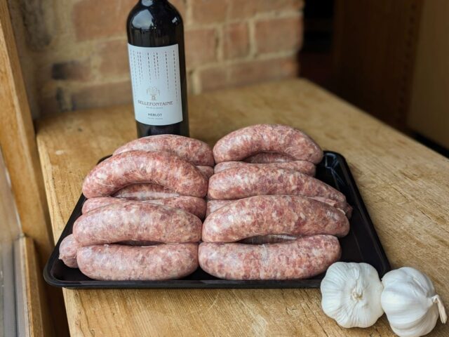 Red wine and garlic sausages