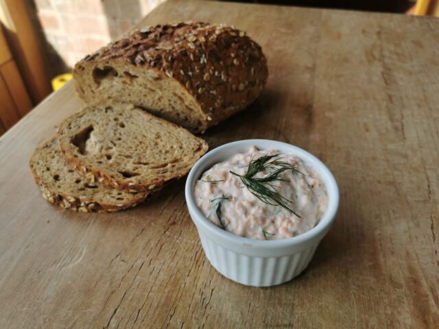 Salmon and dill pate (small)